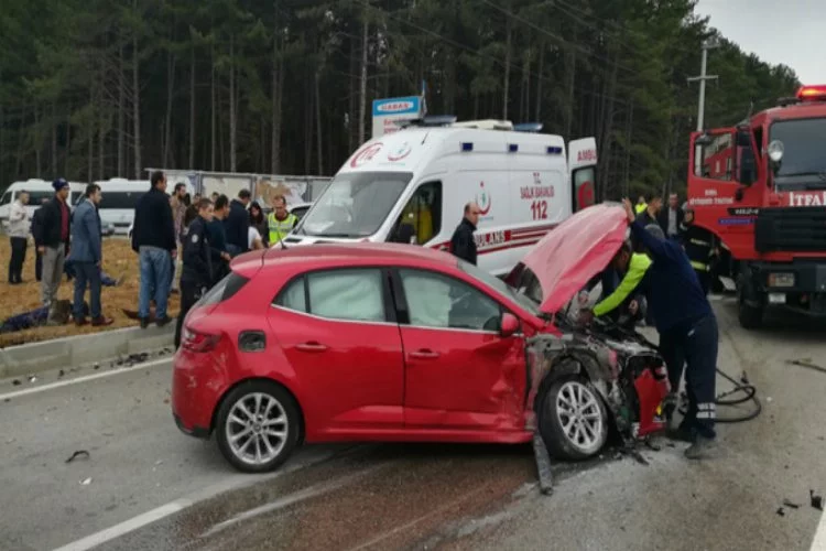Bursa'da feci kaza: Çok sayıda yaralı var!