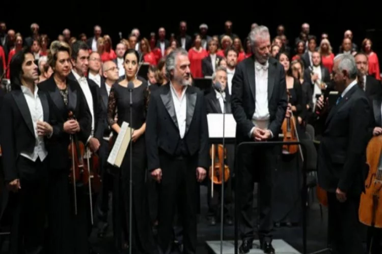 Cumhurbaşkanlığı Senfoni Orkestrası açılışı yaptı
