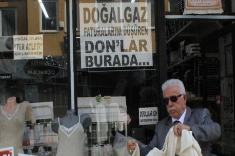 Bursa'da dikkat çeken 'yün don' afişi