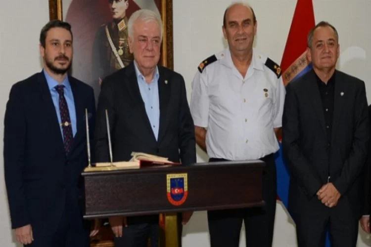 Bursa İl Jandarma ve Garnizon Komutanı Hakan Saraç'a ziyaret