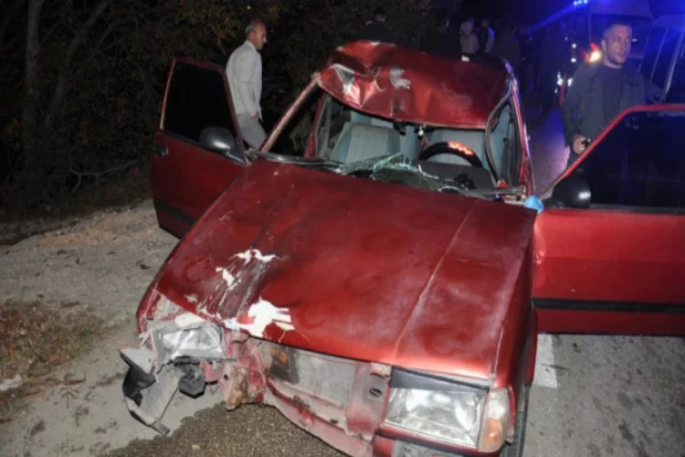 Bursa'da feci kaza: 1 ölü 2 yaralı