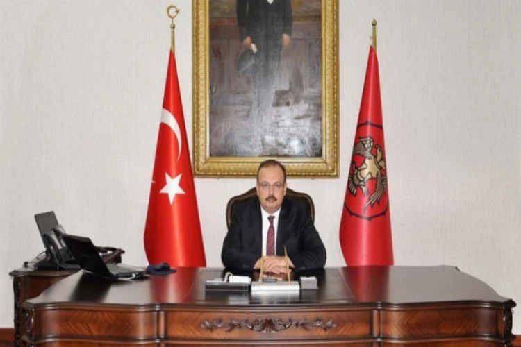 Bursa'nın yeni valisi görev başı yapıyor