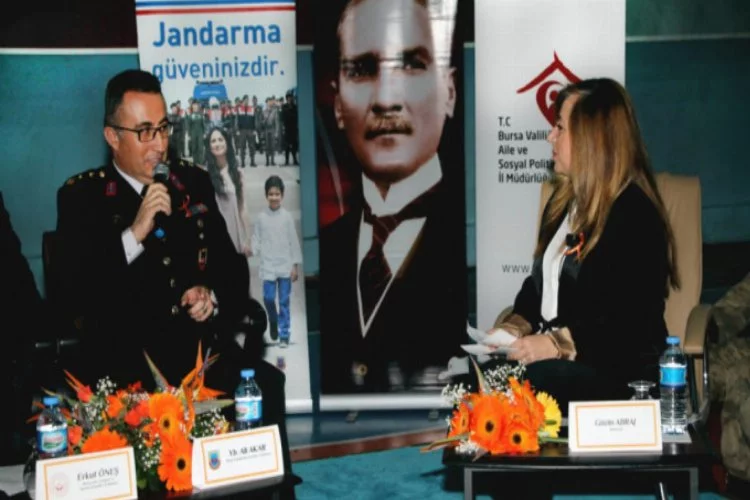 Bursa İl Jandarma Komutanlığından "şiddetle mücadele" eğitimi