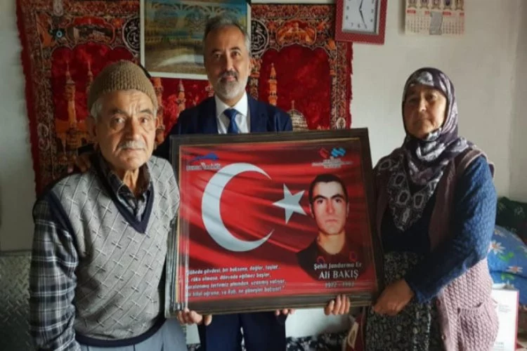 Bursa'da şehit ailelerine anlamlı ziyaret