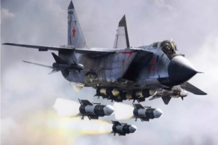Rus uçaklarından Halep'e ağır bombardıman