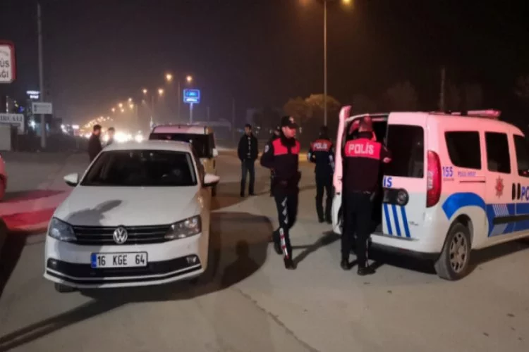 İstanbul'dan kaçan kapkaç şüphelileri Bursa'da yakalandı