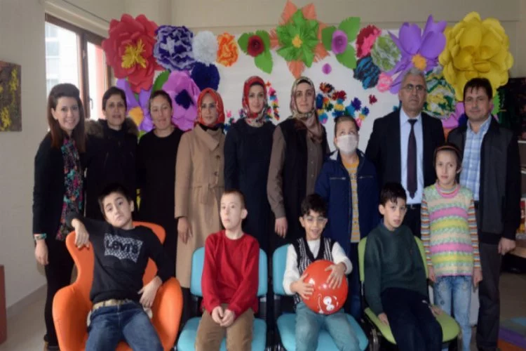 Osmangazi'den engelli öğrencilere el sanatları eğitimi