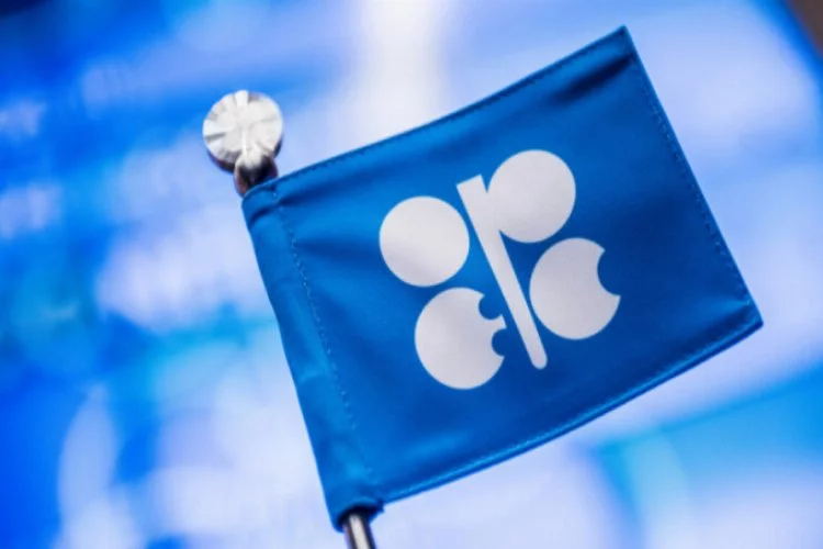 OPEC, petrol üretimini kısıyor
