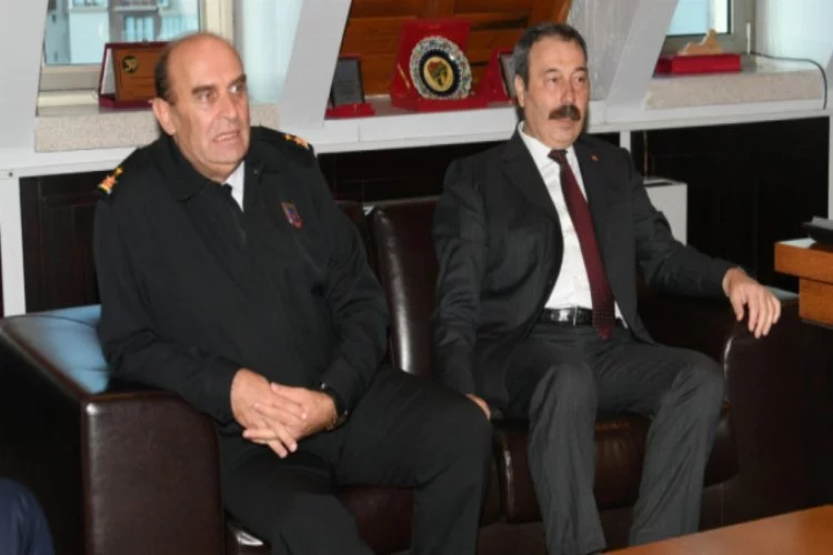 Hakan Saraç ve Osman Ak'tan Bursaspor'a ziyaret