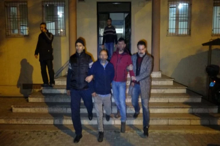 Bursa'da evlerinde yapılan aramada ortaya çıktı! Gözaltına alındılar