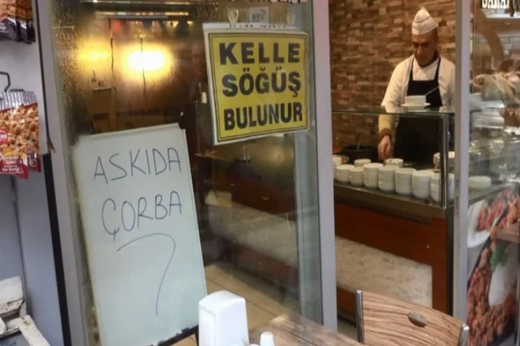 Bursa'da bu çorbanın parası müşteri gelmeden ödeniyor