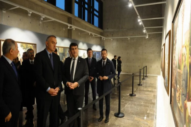 Bakan Ersoy, Bursa Fetih Müzesi'ne hayran kaldı