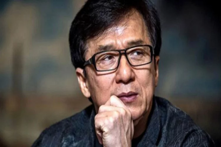 Jackie Chan filmindeki cinsel ilişki sahnesi ülkeyi ayağa kaldırdı!