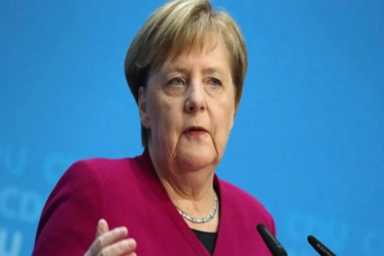 Siber saldırı şoku! Merkel'in kişisel bilgileri de çalındı