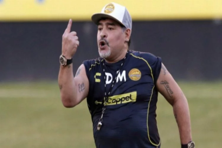 Maradona, hastaneye kaldırıldı