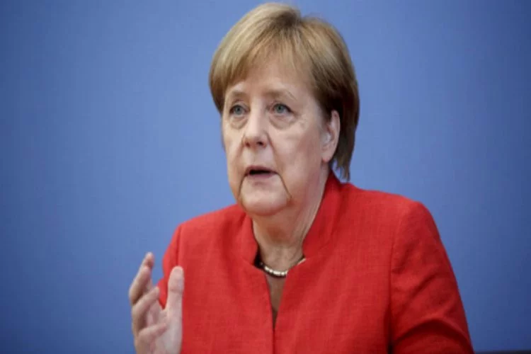 Merkel, milliyetçilik 'felaketine' karşı uyardı