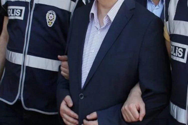 Bursa'da FETÖ'cü öğretmen ve doktorlara operasyon: Çok sayıda tutuklama var!