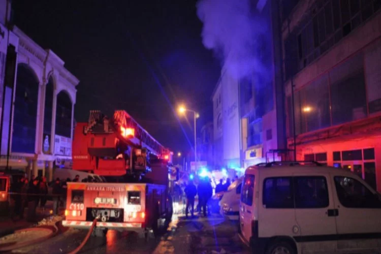 Başkent'te büyük yangın: 5 işçi hayatını kaybetti