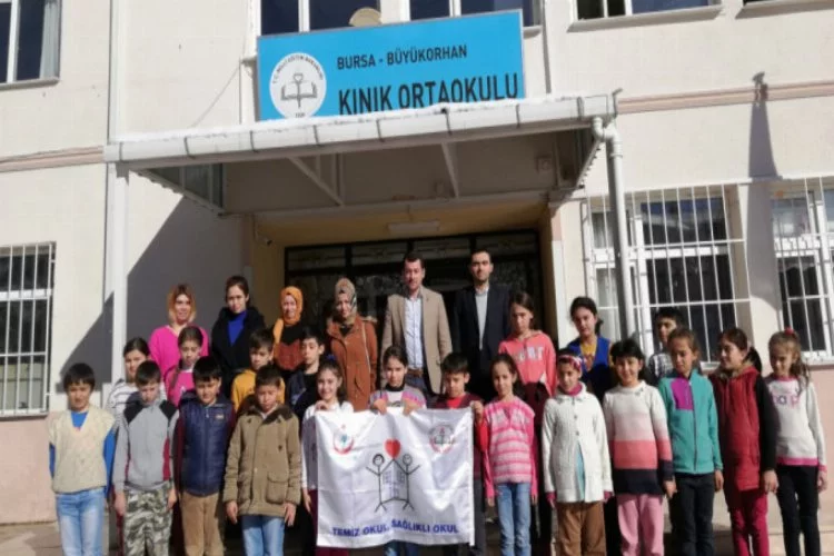 Bursa'daki ortaokula 'Beyaz Bayrak' sertifikası!