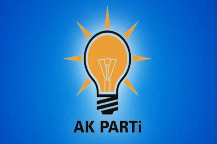 AK Parti'nin o ilçe başkanı ve yönetimi istifa etti