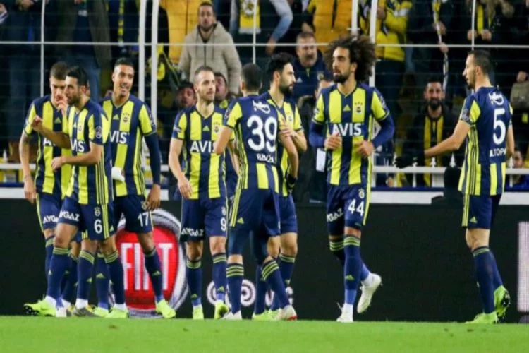 Fenerbahçe, Göztepe'yi 2 golle geçti