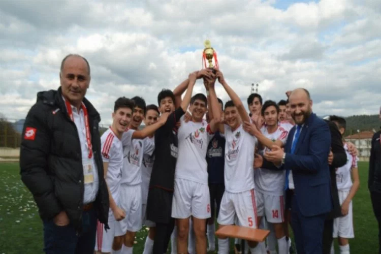 Orhanelispor'un şampiyonluk sevinci!