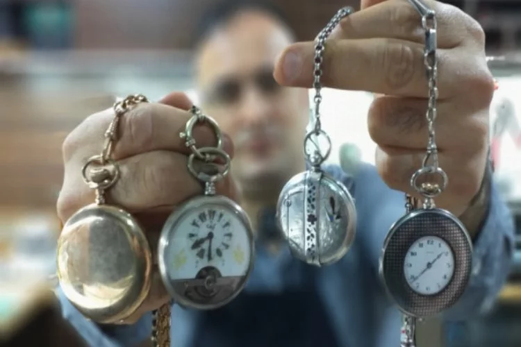 Bursa'da 550 yıllık saatler ilk günkü haline getiriliyor!