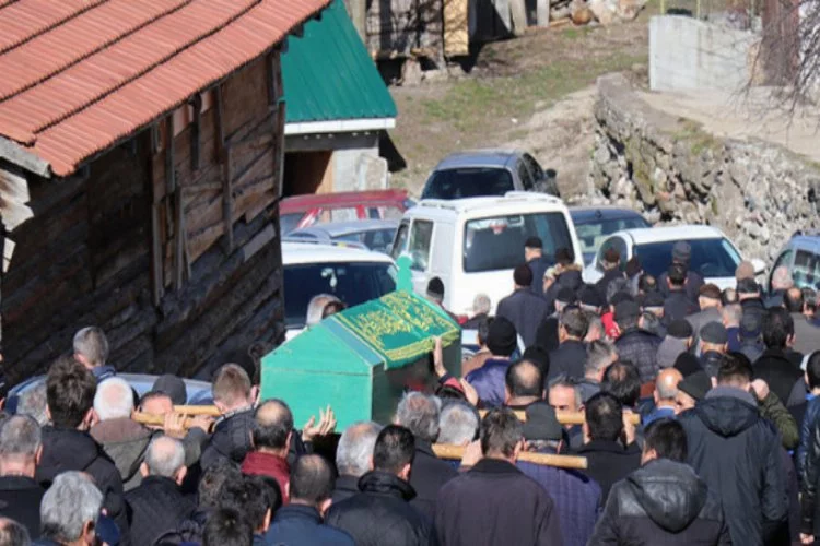 Ukrayna'da öldürülen Türk şoför son yolculuğuna uğurlandı