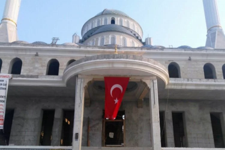 Bursa'nın bitirilemeyen Cami'sinde çözüm arayışları devam ediyor