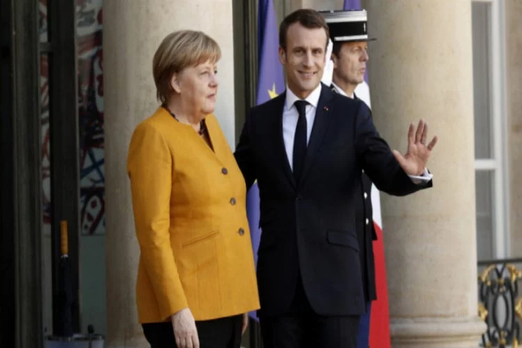 Macron ve Merkel'den net Brexit cevabı