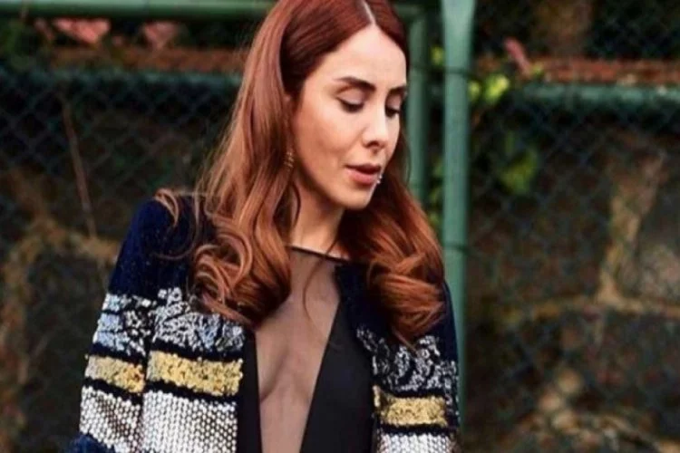 Nur Fettahoğlu, küvet pozuyla sosyal medyayı salladı!