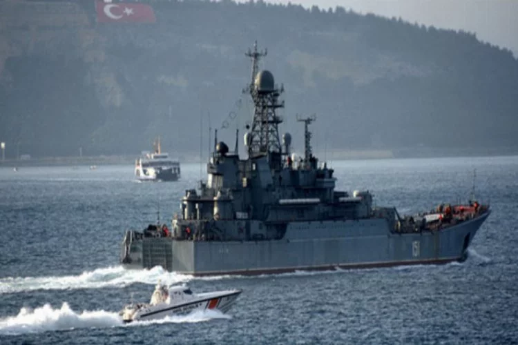 Rus savaş gemisi, Türk savaş gemisiyle karşılaştı