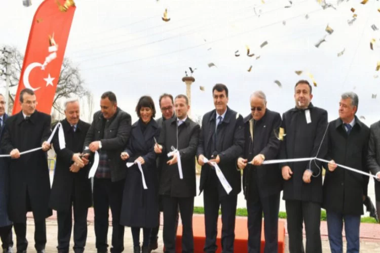 Bursa'da iki anıt eser törenle açıldı