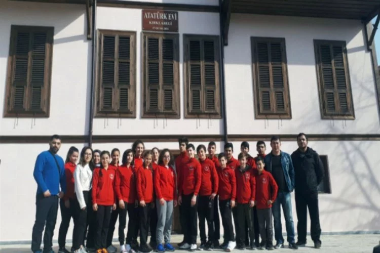 Osmangazili genç judocuların şampiyonluk sevinci