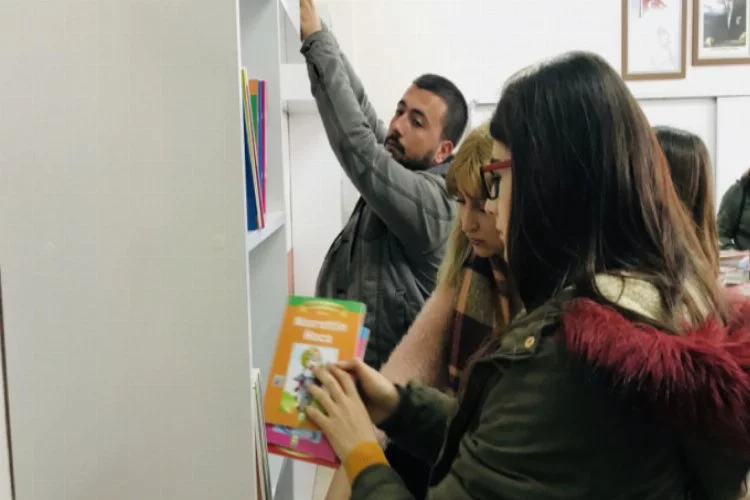 Bursa'da köy okulları 5 yılda 45 bin kitaba kavuştu!