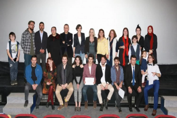Bursa'da 'İçimdeki Yıldız' filminin galasına yoğun ilgi