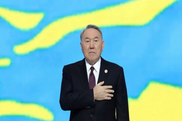Kazakistan Devlet Başkanı istifa etti!