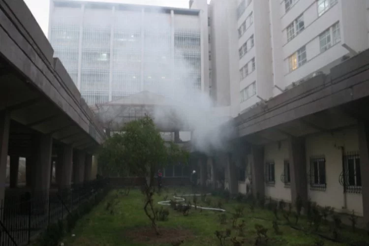 Üniversite hastanesinde yangın paniği!