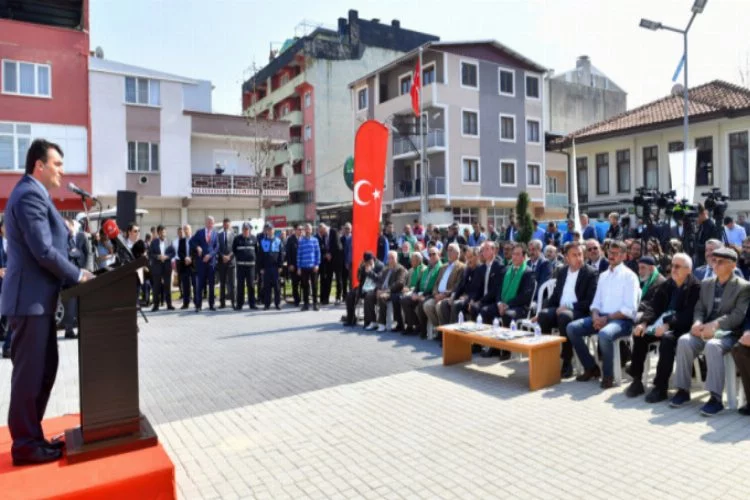 Bursa'da Doğanevler Meydanı hizmete açıldı