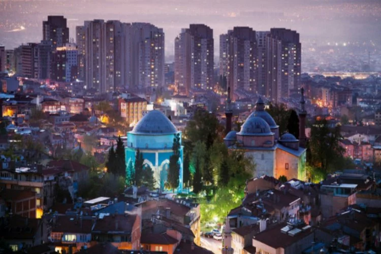 VakıfBank'tan Bursa ve Balıkesir'e 8 milyar TL destek