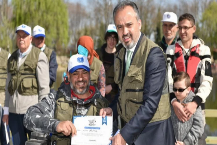 Bursa'da dezavantajlı vatandaşlara hobi balıkçılığı eğitimi