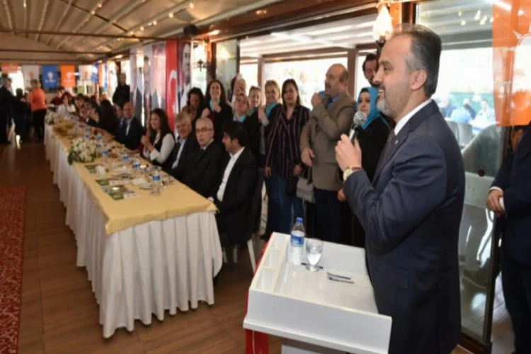 Başkan Aktaş, Mudanya Belediye Başkanı Türkyılmaz'a yüklendi