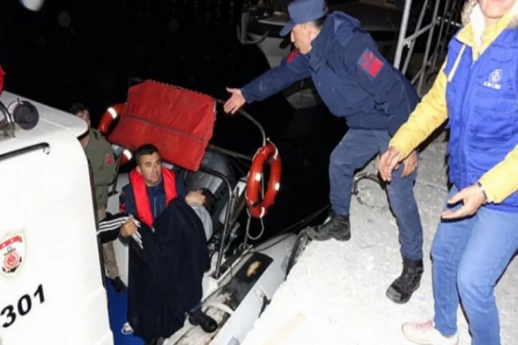 Göçmen teknesi battı! 1'i bebek 4 kişi...