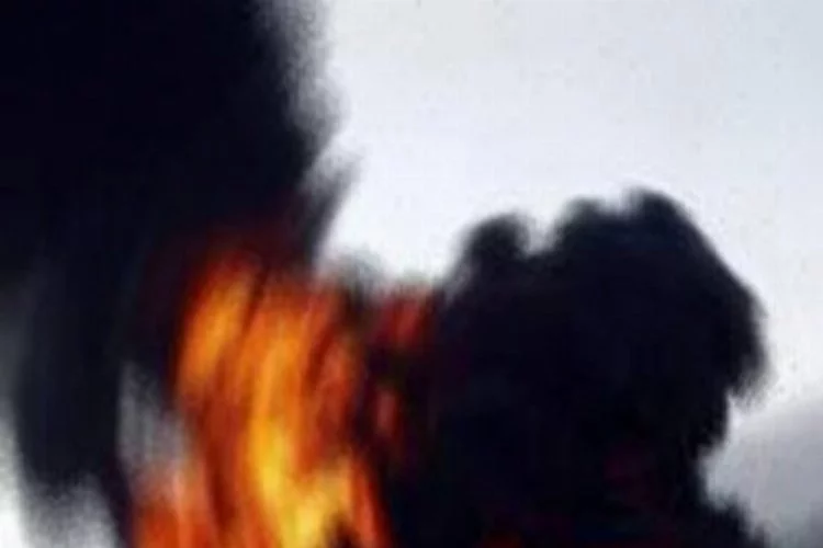 Somali'de bomba yüklü araç patlatıldı