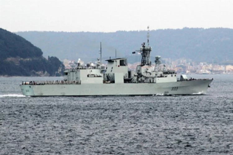 NATO'nun savaş gemileri Boğaz'dan geçti