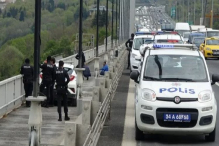 FSM Köprüsü'nde intihar paniği!