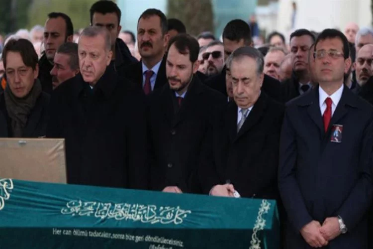 Cumhurbaşkanı Erdoğan ve İstanbul Büyükşehir Belediye Başkanı İmamoğlu aynı karede