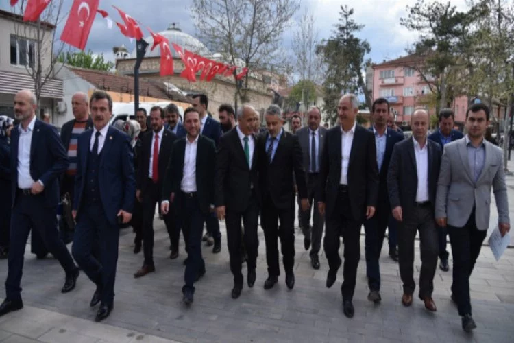 AK Parti Bursa heyeti Cumhur İttifakı'nın belediye başkanlarını ziyaret etti