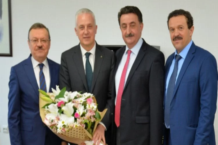 Uludağ Üniversitesi'ne yeni rektör rektör yardımcıları atandı