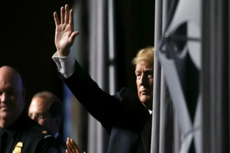 Trump'tan flaş 'azil' açıklaması